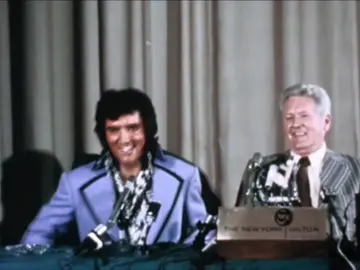 #elvispresleysexiestmanever #elvispresleyismine #elviswemissyou #elvispresleymusic #fyp 