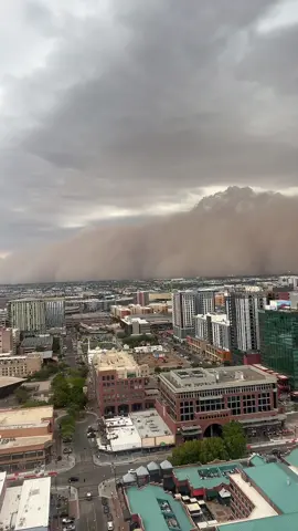 Arizona looks like the end of the world #arizona #duststorm #fyp 