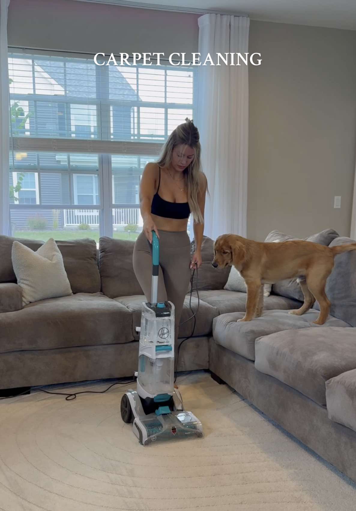 Happy Monday ✨ starting the week with a deep carpet cleaning reset 🏠🤍 #carpetcleaning #cleaning #cleanwithme #cleanhome #Home 