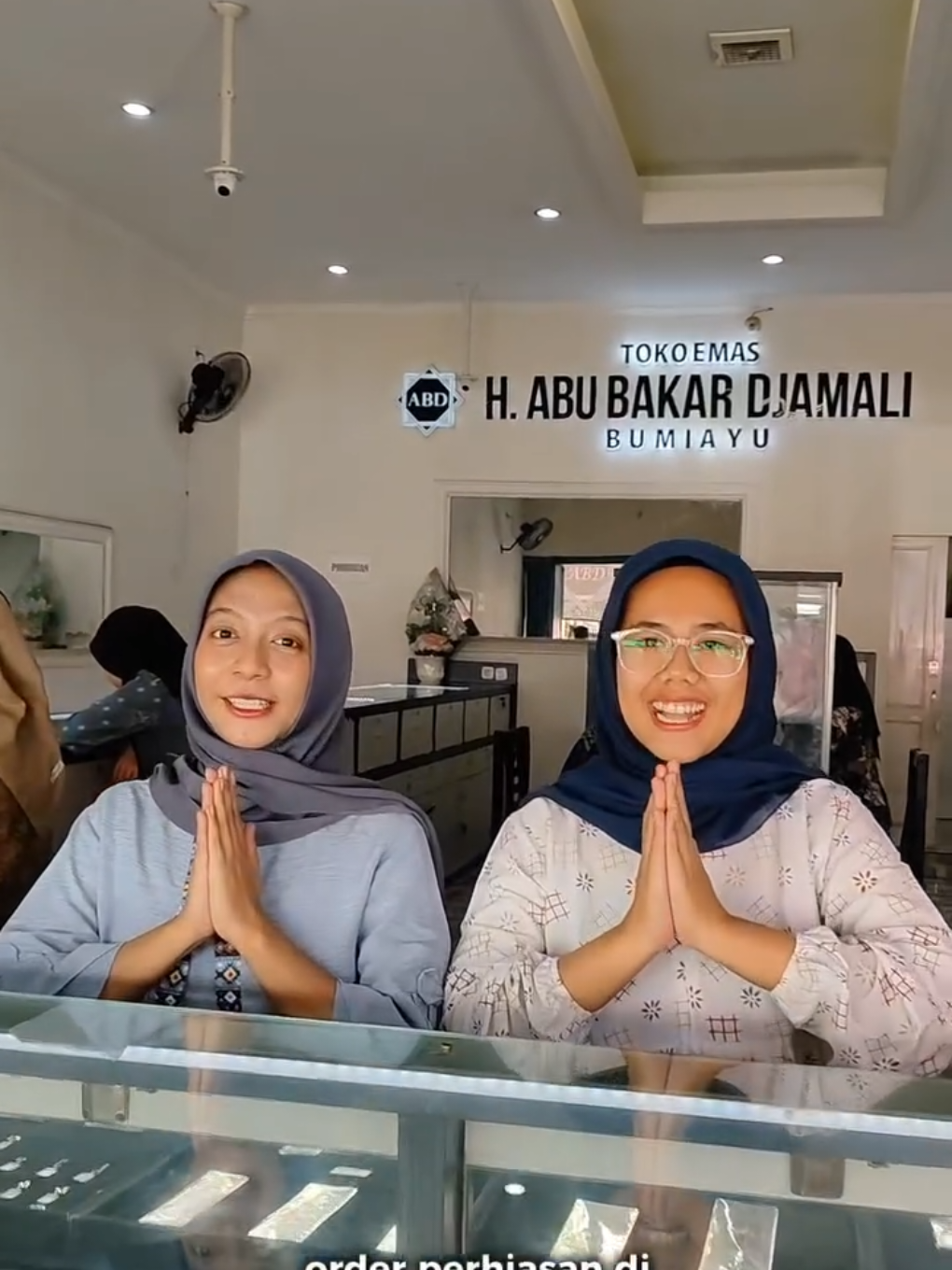 beli emas muda dengan model terkini? @tokoemashabd solusinya😍 kami menyediakan emas muda dengan berbagai model terbaru dan terkini, bisa pembelian via online dan cod juga loh serta kami juga menyediakan program tabungan emas agar memudahkan kalian meraih perhiasan
