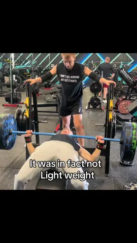I nearly died 😭 #benchpress @Karol Sadowski #gym 