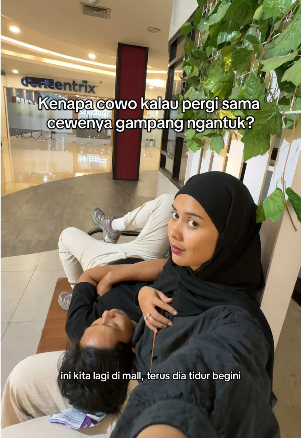 kenapa ya? tolong bantu jawab😌🙏🏻  #fyp #couple #marriedlife #DateIdeas #lifeaftermarriage 