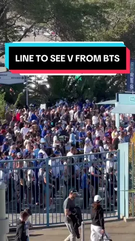 ARMY, are you ready for Taehyung? 💜⚾️ #BTS #BTSarmy #Taehyung #V #방탄소년단 