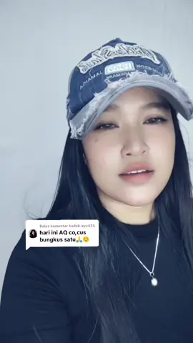Membalas @kadek.ayu435 asiyapppp 💃🥰🫰🏼 #puspaclarissa  #topijeans #topibasseball  #jisehasnaronahai 