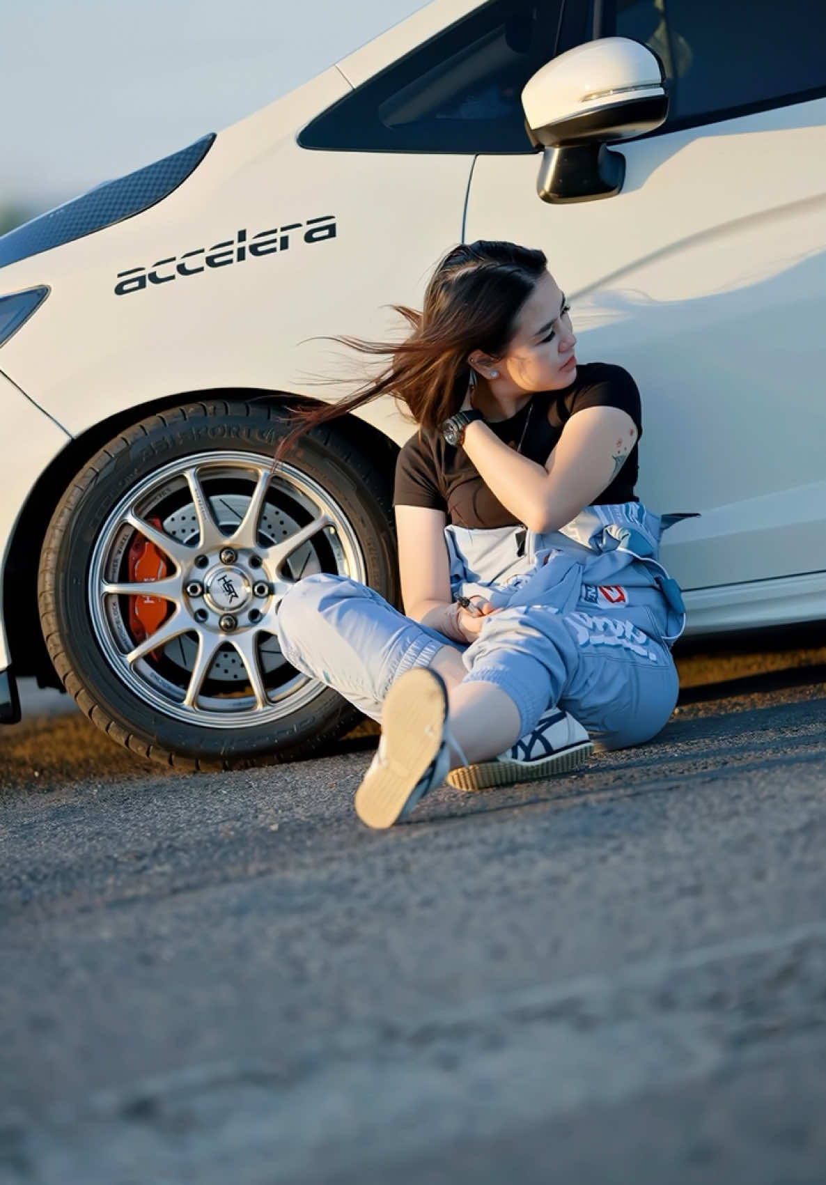 TeamHSR & accelera di lintasan drag ! 🤪🤙🏻 @HSR WHEEL  @accelera_radial  @Fanchi Indonesia  @Autovision  @Donuts Racing 