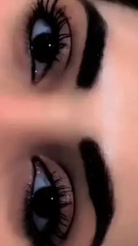 اني رأيت من العيون عجائبا واراكي اعجب من رأيت عيوني ماڪنت احسب ان الطرفا ناعسا قد يورث العقل السليم جنونا   ...رق لي ...#لايكات #لايكات #لايكات #لايكات #اكتر_فيديومشاهدات_مليار_مشاهدة 