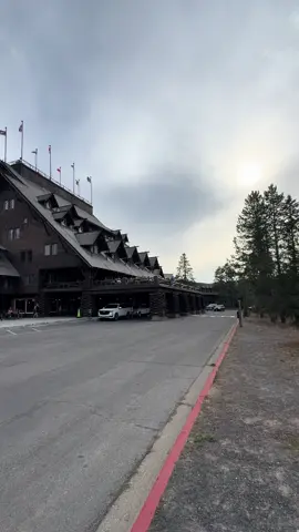 Staying at the Old Faithful Inn at @Yellowstone National Park and it totally has the vibes of the Overlook Hotel from The Shining. #theshining #fyp #scary #movie #wyoming 