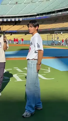 #v #taehyung #dodgers #bts #fyp 