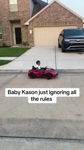 He just go keep going anyways 😂🤣😂😂#houston street rules he says lol