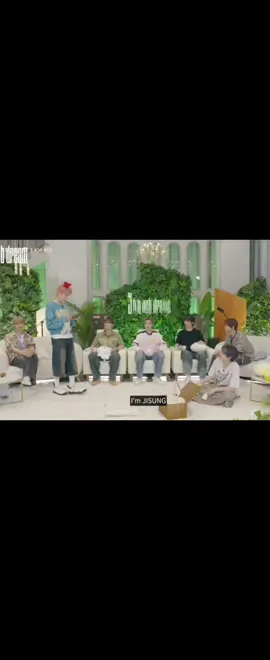 ngapain sih jisung ngeliatin horden 😭😭😭😭 #dedekjaehyun #nctdream #jisungnct 