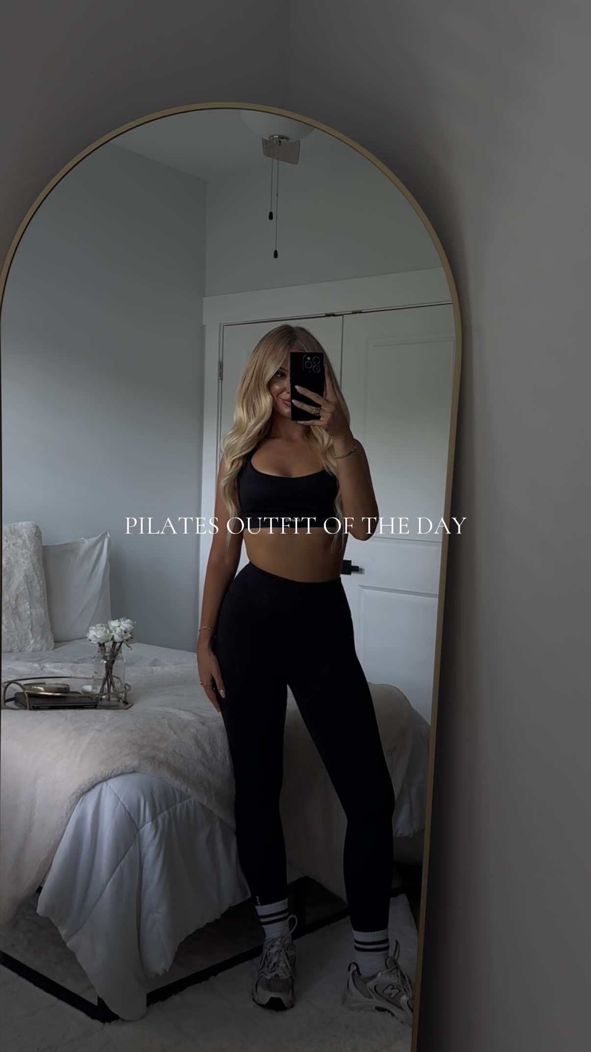 my new favorite set from @SHAFITS 🖤 #workoutset #pilatesoutfit #pilatesinstructor #pilatesworkout #workoutoutfit 