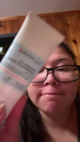 Comfy heels please. Cuz yall. Idk why this heel splitting thing started. I hate it. This lotion helps so muchhhh