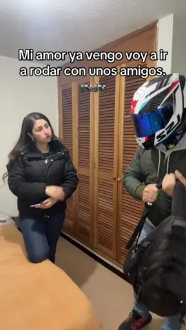 NO ME DEMORO 😂🤭 #rodadasbikers #cerveza #motos #fyp #paratii @Dayis Castiblanco 
