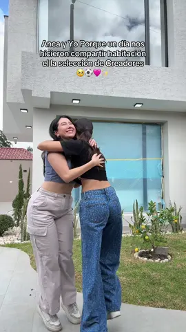 Te quiero amiga 🩷⚽️ @ANCA⚽️ #fypシ #ecuador #futbol⚽️ #la593 #foryou 