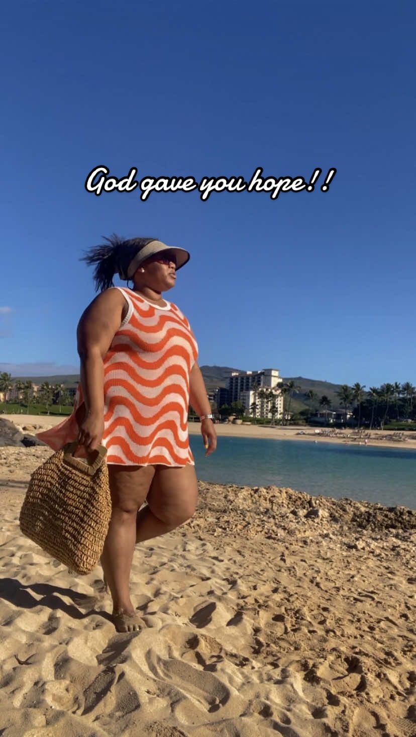 This trip to Hawaii almost 2 years ago is yet another reminder to be present, but be in expectation for the tides to change. This was the first vacation my family was able to take after a really, really rough 4-5 year period. A time that looked and often felt bleak, hopeless, empty, and forever draining. A time when all I did was focus on getting to the next day, because I knew that was still moving forward.  During that time I focused inward, tried to build myself up, and most importantly…I had hope. Hope to be in expectation of what would come next! Hope to believe that greater and better would come! Hope to believe in God’s plan! Whatever your situation looks like today, always remember seasons come and go and things do change. What life looks like today is not what it will be in 1 week, month, or even year from today. This vacation was not just about frolicking on the other side of the country with my family and the ability to share it now with you all. It was about hope! The hope that has and continues to sustain me. If you can take anything from what I have shared— I pray it is hope. A forward thinking belief that helps push us in the right direction. I pray that for us all ♥️  #atlantablogger #hawaiivlogs #hope #beachwalk #keikotaughtme   