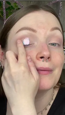 MERMAID SCALE EYES!!🐠🧜‍♀️ should we try the other shades too?? @TouchofglambeautyShop #makeuptiktok #makeuptutorial #viralmakeup #eyemakeup #eyeshadow 