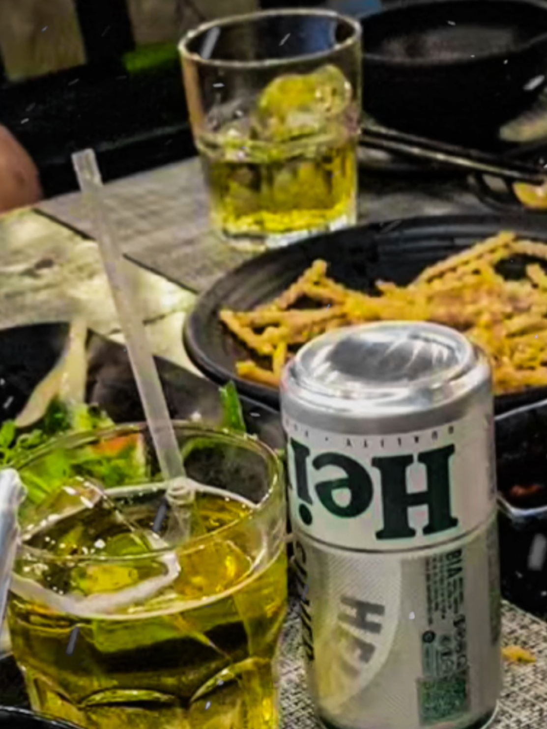 Ngồi buồn suy nghĩ vu vơ #nhacbuontamtrang #tamtrangbuon #tamtrang #xuhuong #tramcodoc3004 