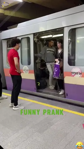 Funny prank #prank #pranks #scare #funny #fun #fyp #tiktok #usa 