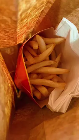 MCDONALDS FRIES !! #fyppppppppppppppppppppppp #mcdonaldsfries #mcdonalds #mcdonaldslife 