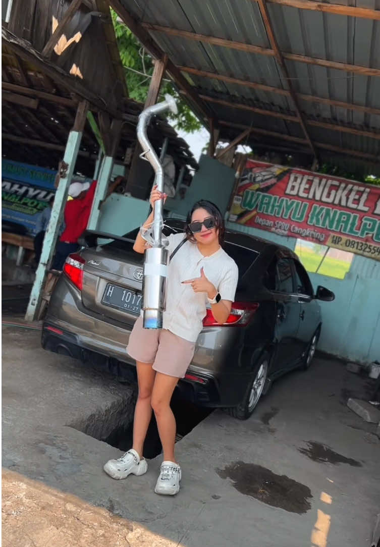 masuk dikit 🤏🏻 @Exvora Exhaust  #viosgen3 #vioslimomodifikasi #cars #vioslimogen3 #toyotavios 