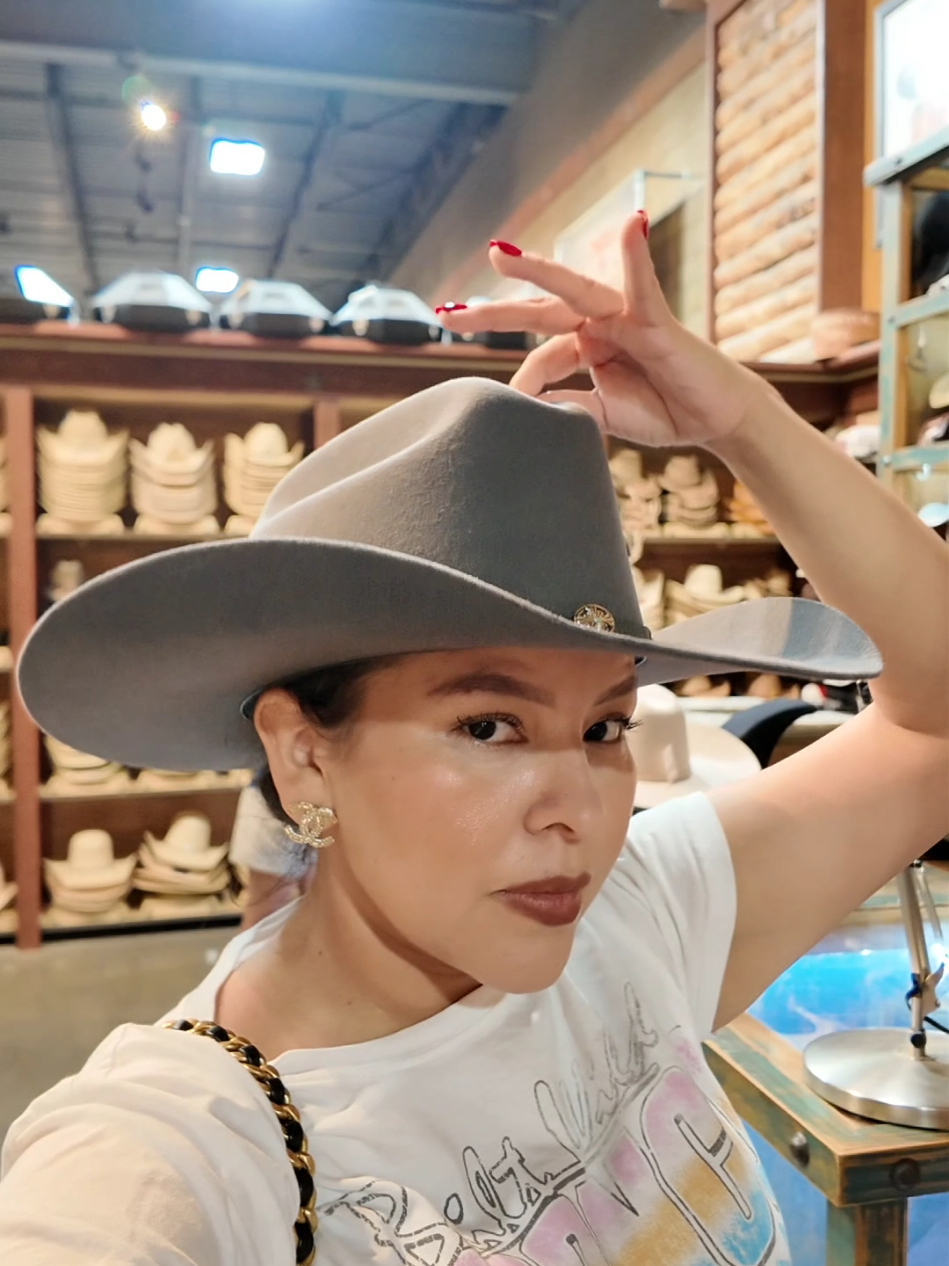 De compras 🤠👒 #fyp #parati #texasrealtor #houstonrealtor #htx #texasrealtor #HoustonRealEstate #TexasRealestate #shoppingday 