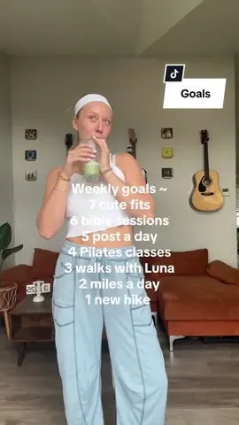 saw someone else do this and thought it was so cute #weeklygoals #healthyhabits #settinggoals ##contentcreator