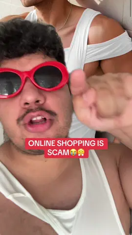 #greenscreen I always buy clothes online but never look like the models🙇🏻‍♂️😓#funny #lmao #fail #clothes 