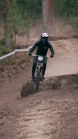 🔥🔥🔥#donwhill #mtb 