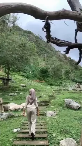 View cantik Ada yang tahu ini dimana?  .  .  Video by shelaaaaaa #lembahmanah #wisatarembang #explorerembang #fyp #fypシ゚ 