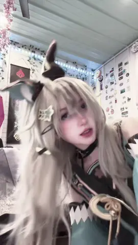 Lowk just gonna straighten the back of the wig and call it a day #cosplay #kiraragenshin #GenshinImpact #cosplayer #kirara 