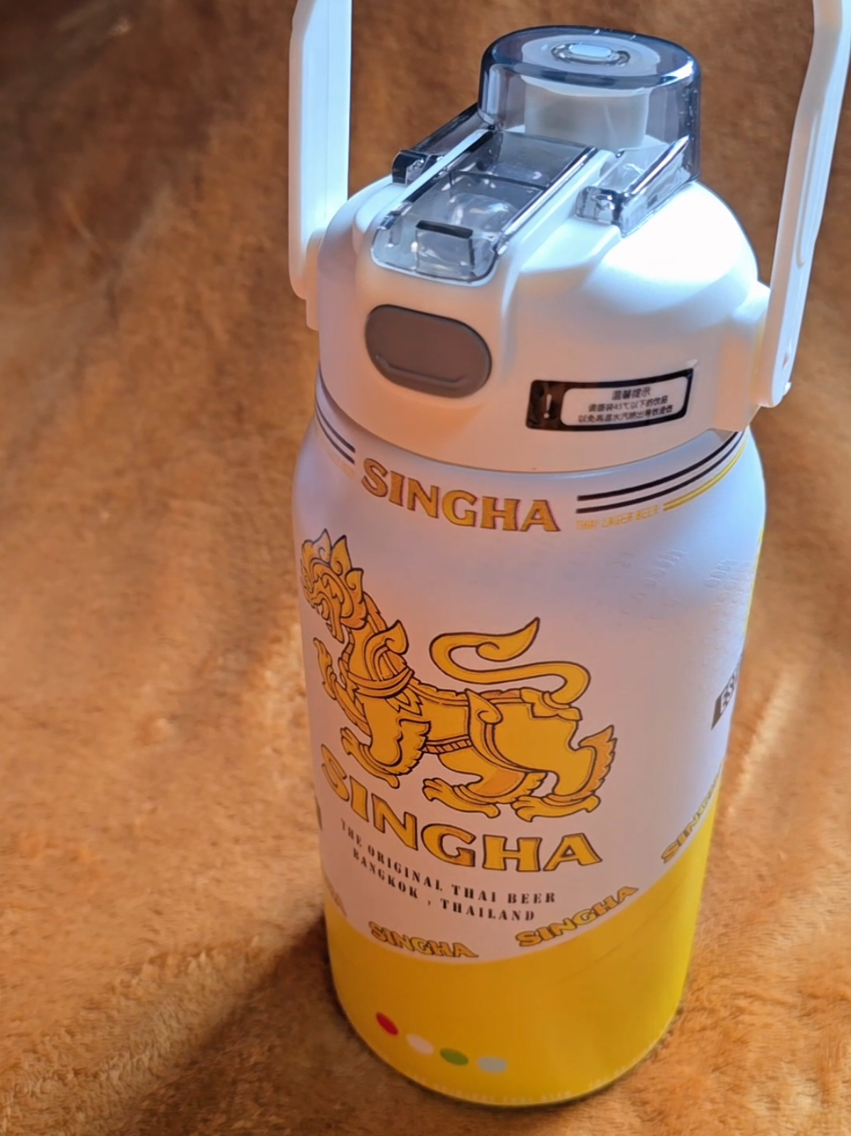 กระติกน้ำเก็บความเย็น 1500 ml