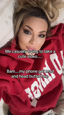 We have all dropped our phone a time or two. #bumpkinbrunettegoneblonde #kentucky #ber 
