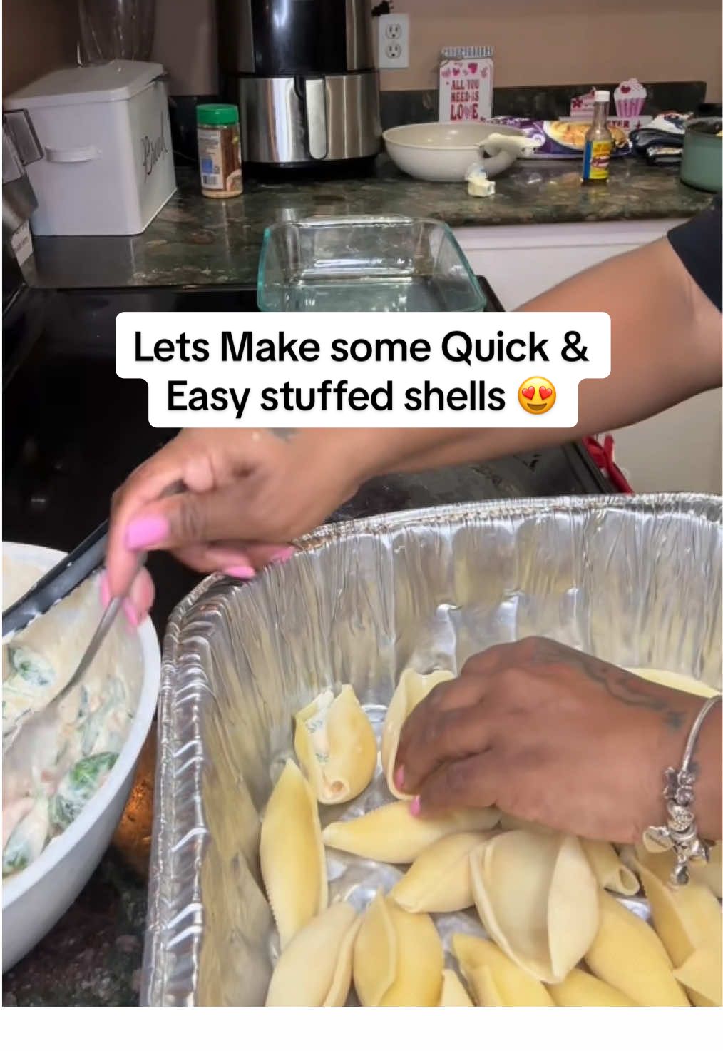 Let’s make some quick and easy stuffed shells #cookwithme #cooking #recipes #CookingHacks 