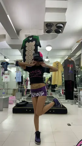 SABIAS KE….. esta mini falda puede ser tuya!!!!! @vs7world disp en Antes de Cristo 📍londres 138 cdmx