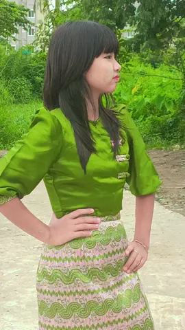#ဆေးလိပ်နဲ့မီးခြစ်  #ချစ်တဲ့သူတွေဆီအရောက်သွား  #မြင်ပါများပြီးချစ်ကျွမ်းဝင်အောင်လို့😜🤗 