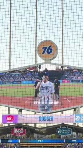 LA forever welcome back Taehyung 🫶🏻 #taehyung#dodgers#bts#btsarmy
