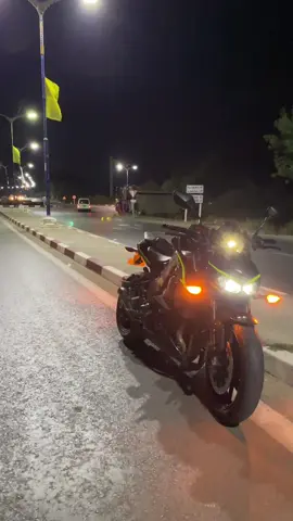 #z1000kawasaki #الشعب_الصيني_ماله_حل😂😂 #fyp #pourtoi 