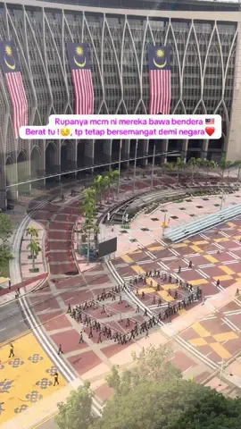 Bersemangat pagi ini  View from my office 😍 #kementeriansumbermanusia  #fypage  #malaysia #merdeka360 