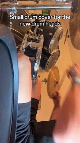 Follow ifyou can guess the song by the just the drums😉 #drummer #drummingcover #titlefight 