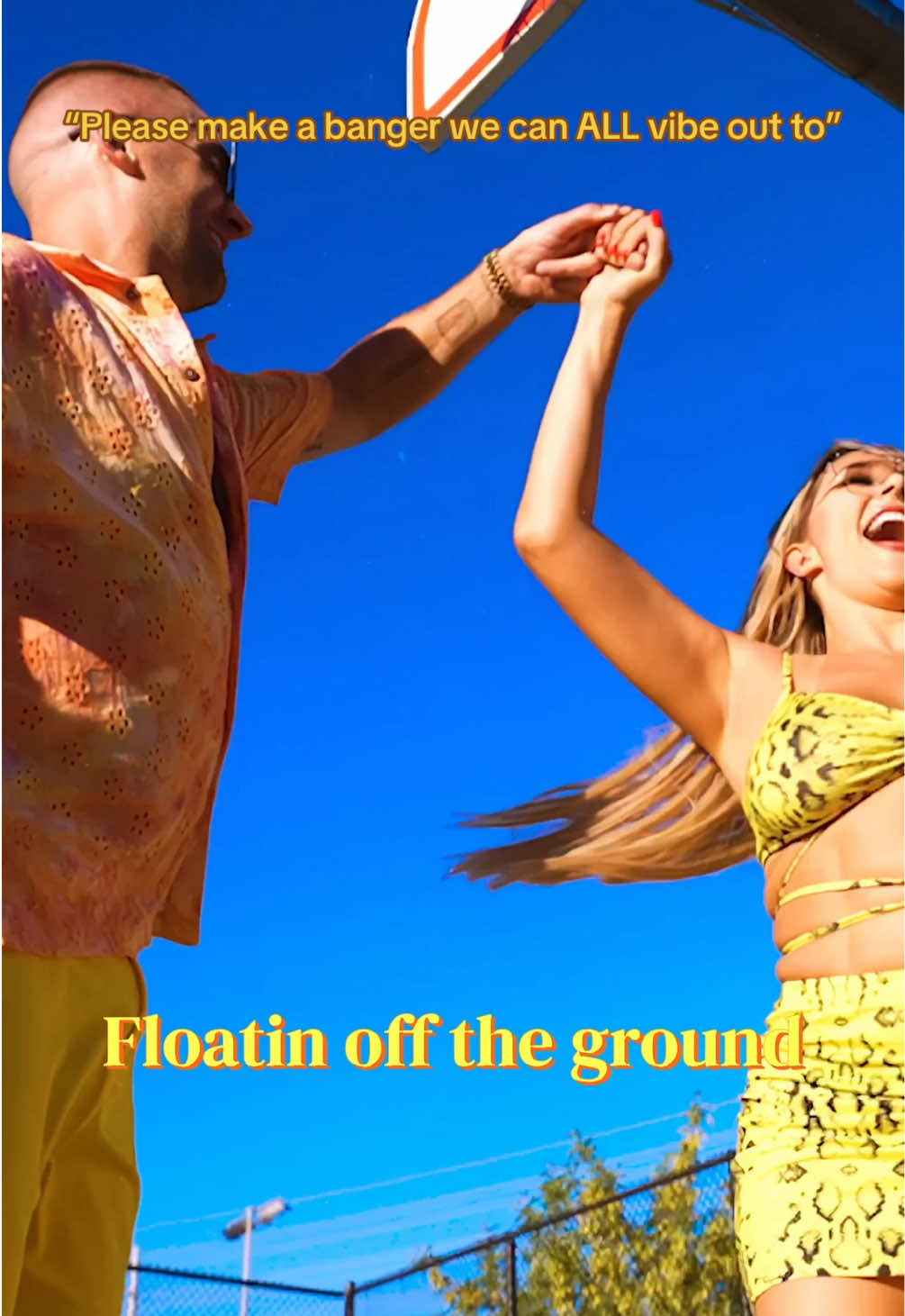 Walkin’ On A Cloud, floatin off the ground ☀️ These great vibes are out and ready for your playlist 💛 #walkinonacloud #newmusic #happyvibes #summertimefine #hiphop 
