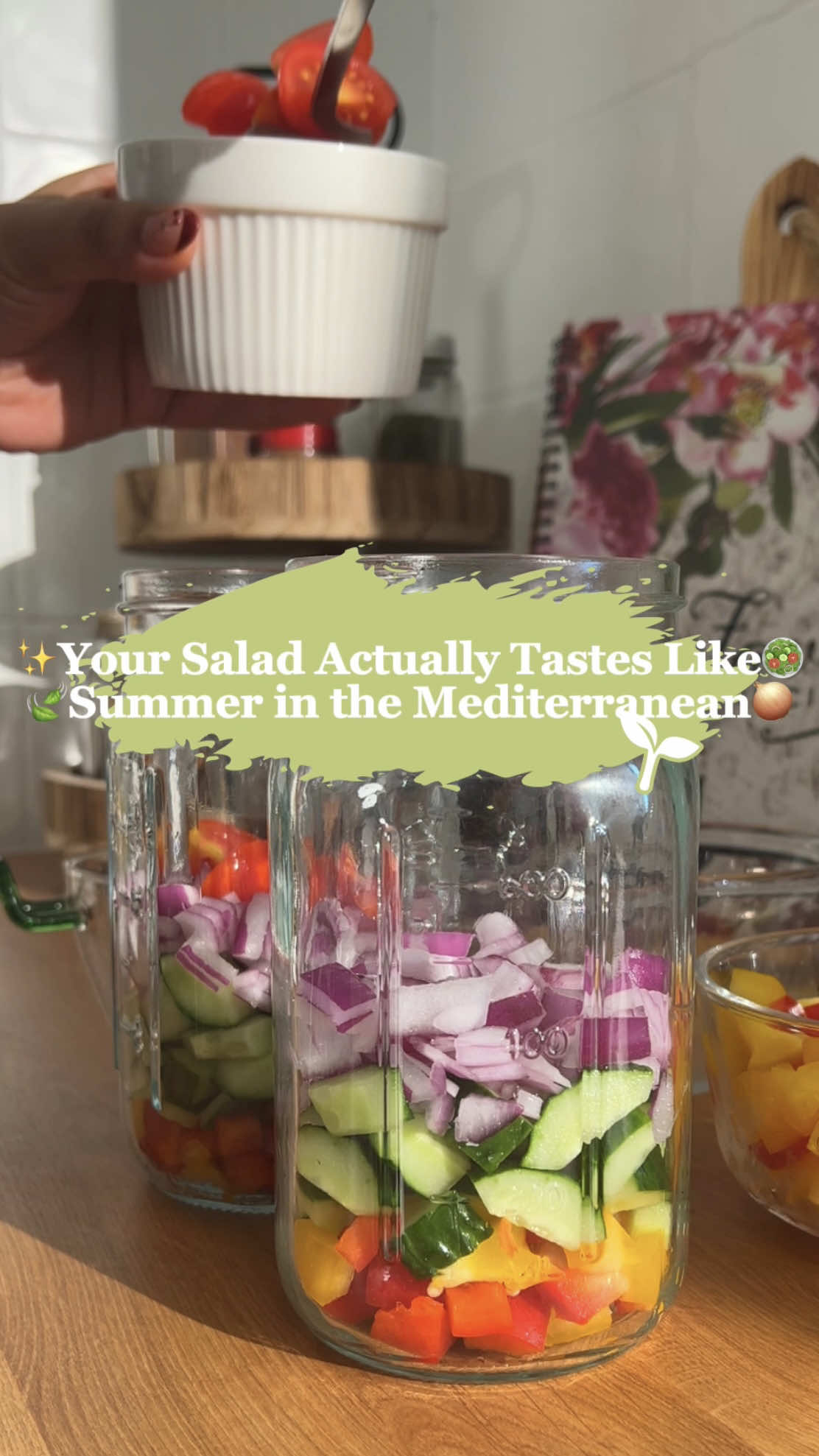 The summer I fall in love with making jar salad 🥗 #fyp #foryoupage #salad #saladrecipe #soligtmealprepjars #saladrecipe #mealprepideas #saladlover #mealprep #tiktokmademebuyit #tiktokfinds #foryoupageofficiall #tiktokshopbacktoschool #tiktokfinds #tiktokshop #thesummeriturnedpretty 