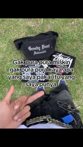 Gausah ikut trend gorengan gorengan🤗#fypage #outfit #fypシ゚viral #trending 