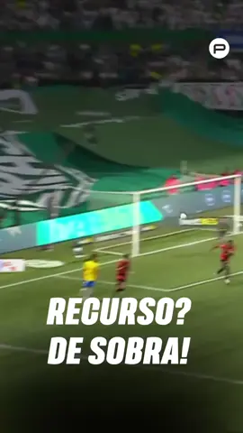 É finalização diferente que você quer? Então pode escolher, torcedor! No confronto entre Palmeiras e Sport, teve de tudo: de coxa, escorpião, voleio... Tá sobrando recurso! *Contém legenda automática #BrasileiraonoPremiere