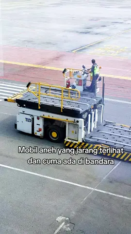 mobil yang di design khusus untuk kebutuhan oprasional bandara#fyppppppppppp #viral #fypシ゚ #xyzbca #tiktok 