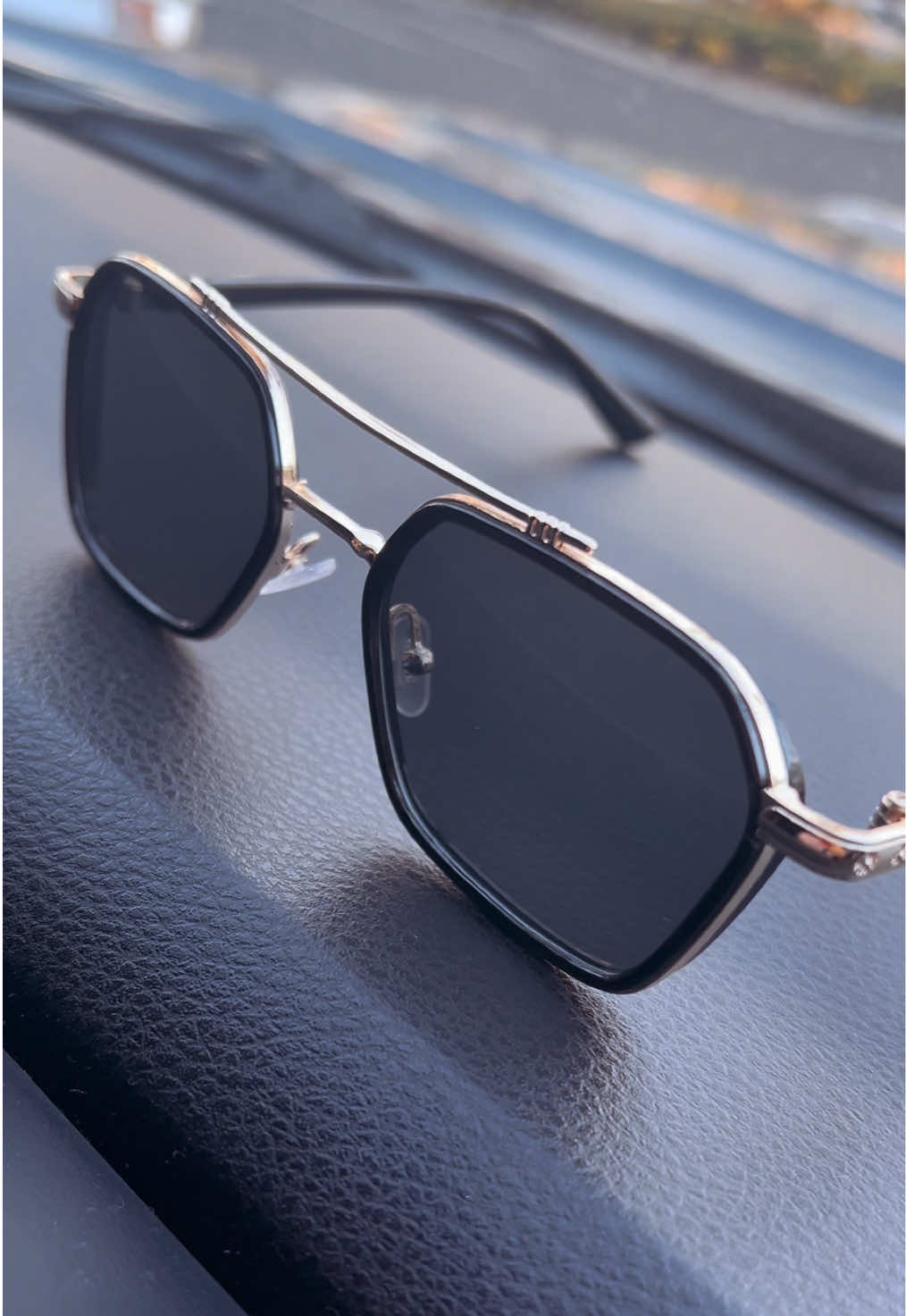 Gafitas para el sol! ☀️ 😎 #backtoschool #summermusthaves #sunglasses #gifts #shades 