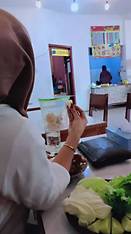 Allah said: “jika tak kuberi rasa sakit, lalu bagaimana kamu akan tau bahwa aku adalah obat nya”##fyp 