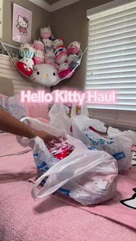 it’s been a while 😬  #hellokitty #hellokittyfinds #burlingtonfinds #rossfinds #hellokittyhaul 