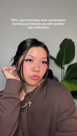 Two years ago I was that burnt out server, checking my bank account before every purchase and feeling stuck in survival mode 😭 But God had bigger plans 🙏🏼 Now I get payment notifications while I'm having real conversations, setting boundaries, and choosing what serves my peace. This is what financial freedom actually looks like - the confidence to make decisions from abundance, not desperation 💫 When you're aligned with your purpose and walking in your calling, the money flows even when you're not 