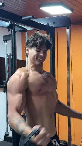 🤫