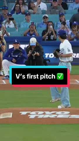 Ladies and gentlemen, I got the medicine, so you should keep ya eyes on the ball ⚾️   V from BTS throws out the first pitch at the Dodgers game! 💜  #BTS #BTSArmy #방탄소년단 #Taehyung 